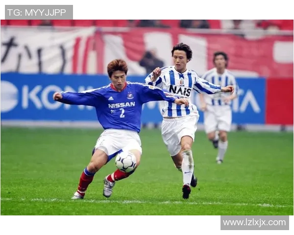 福冈黄蜂迎战山口雷诺力争主场胜利展现球队实力与斗志